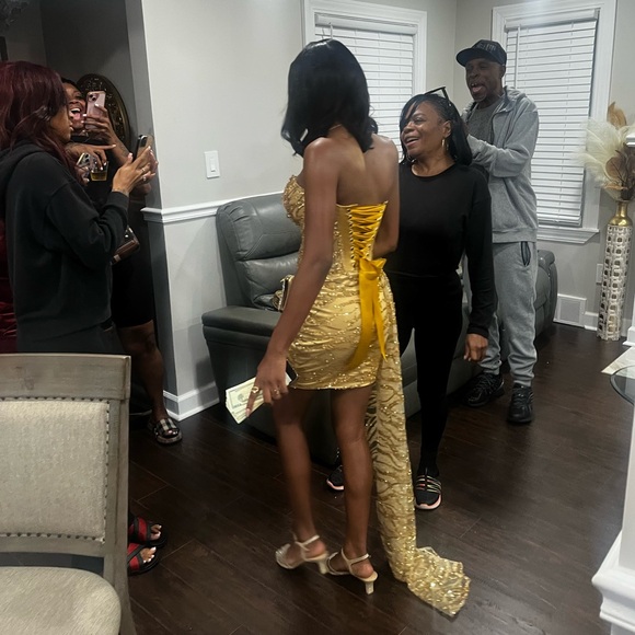 🎂 Birthday Share Show 🎂 11/10/25 - Picture 5 of 8